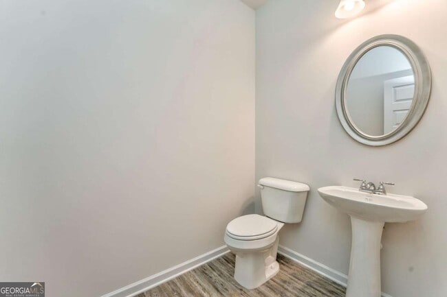 Photo - 16 Longbrooke Dr SE