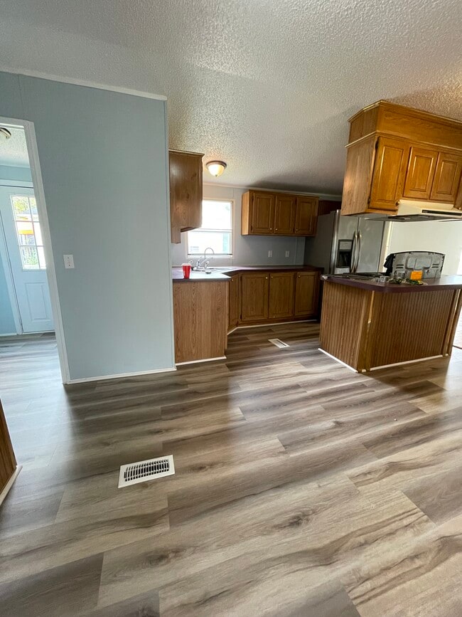 Photo - 9111 Baywood Cir