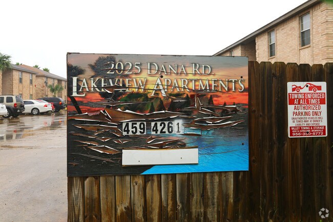 Lakeview Apartments - Lakeview Apartments