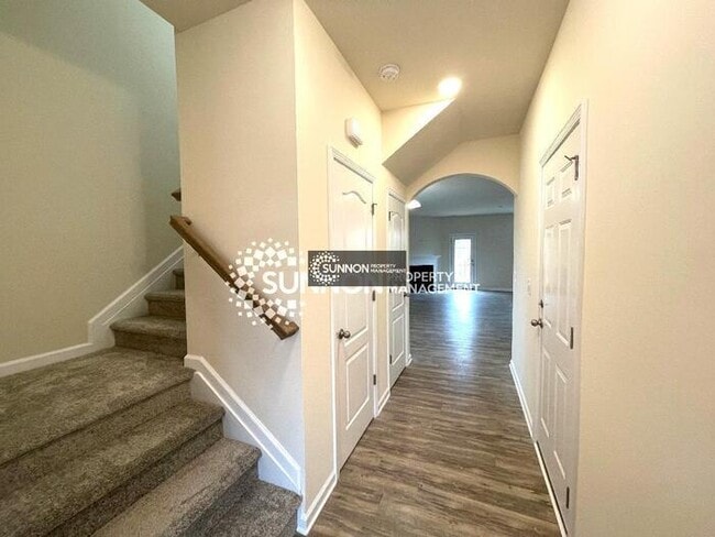 Photo - End Unit 3 BR 2.5 BA w/ Garage