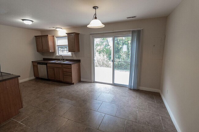 Photo - 4614 Dehaven Dr