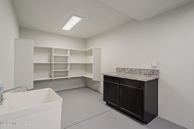 Photo - 2225 E Fort Lowell Rd