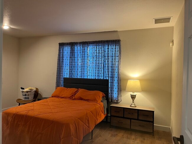 Photo - 2876 Patterson Rd