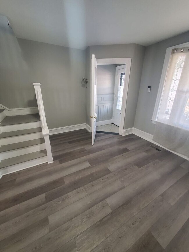 Photo - Stunning three bedroom in super convenient part of West Philly