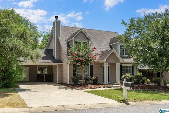 Photo - 205 Brookhollow Dr
