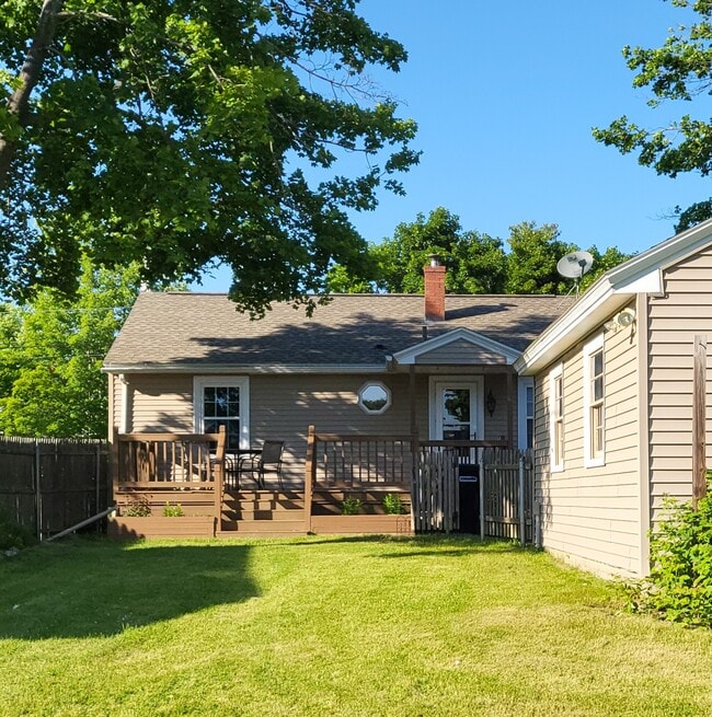 Photo - 12 Fairfax St