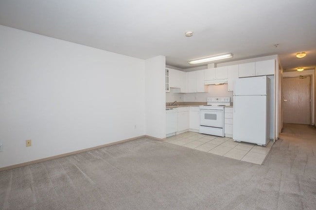 Photo - Clearwater Apartments - Star Apartments