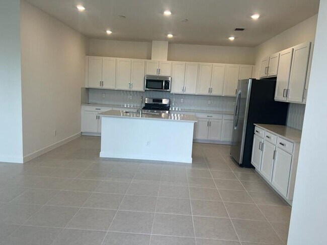 Photo - 1215 Tangled Orchard Tr