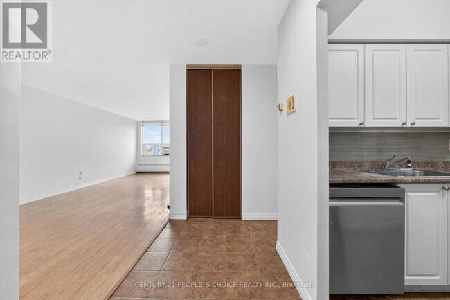 Photo - 390 Dixon Rd Unit 702