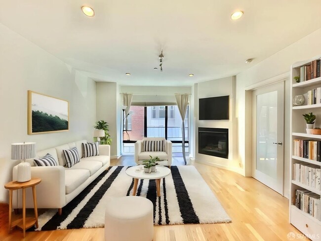 Photo - 1151 Sutter St