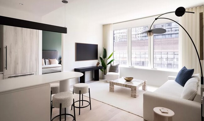 Photo - 10 Columbus Cir Unidad 26C