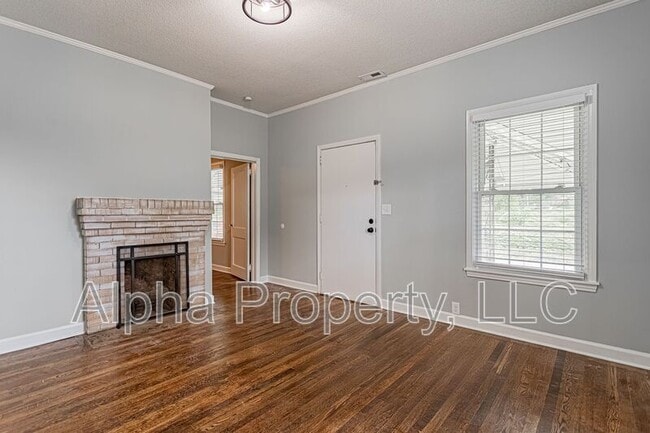 Photo - 56 Hutchins St