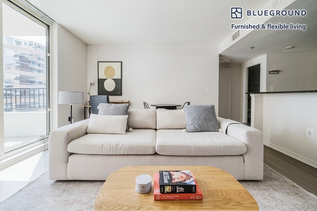 Photo - 850 N Randolph St Unit FL11-ID943