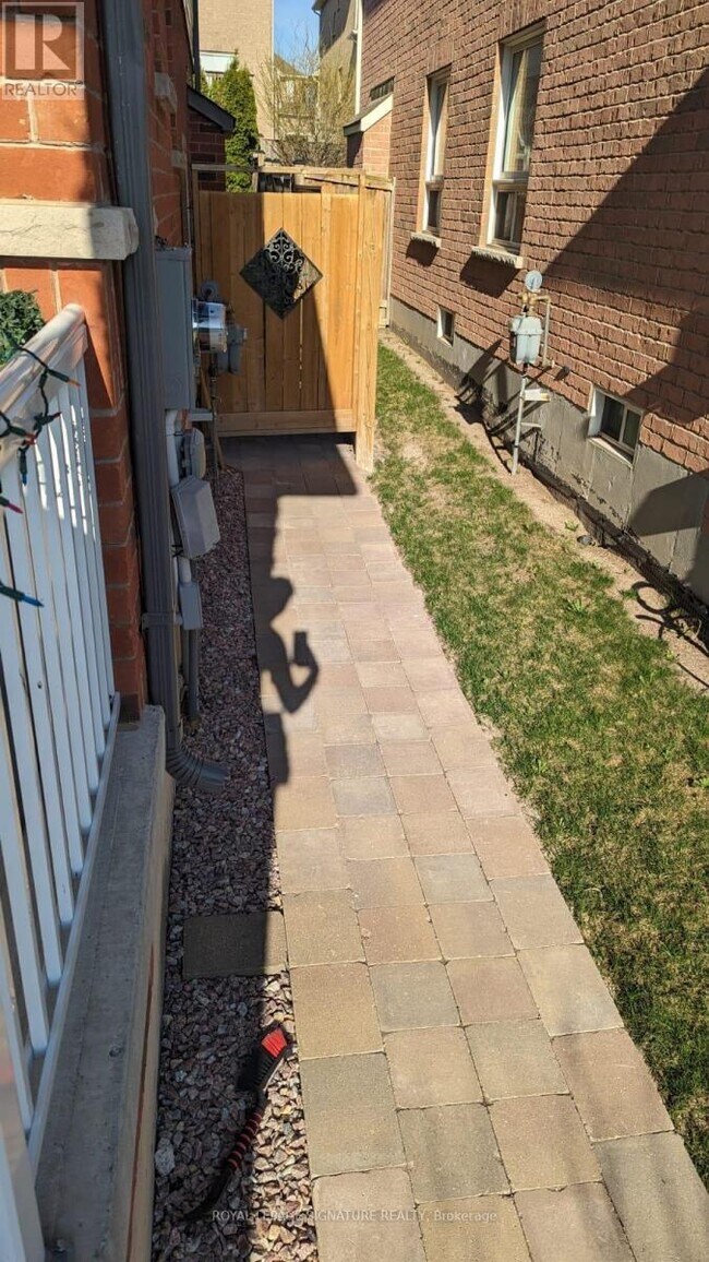 Photo - 1607 Rockaway St