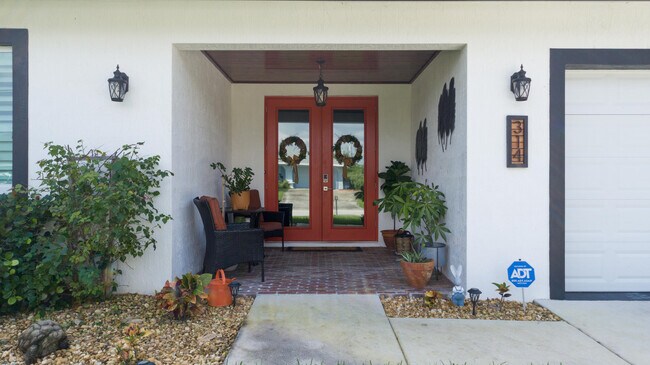 Photo - 314 NE Surfside Ave
