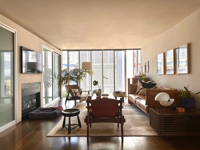 Building Photo - 1029 Natoma St Unit 2
