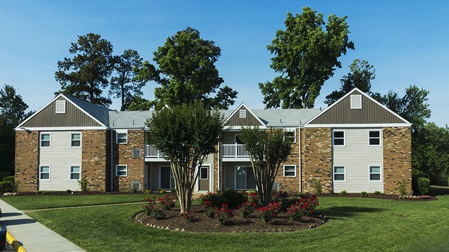 Exterior at Falcon Point - Falcon Point Apartment Homes Unit 4203