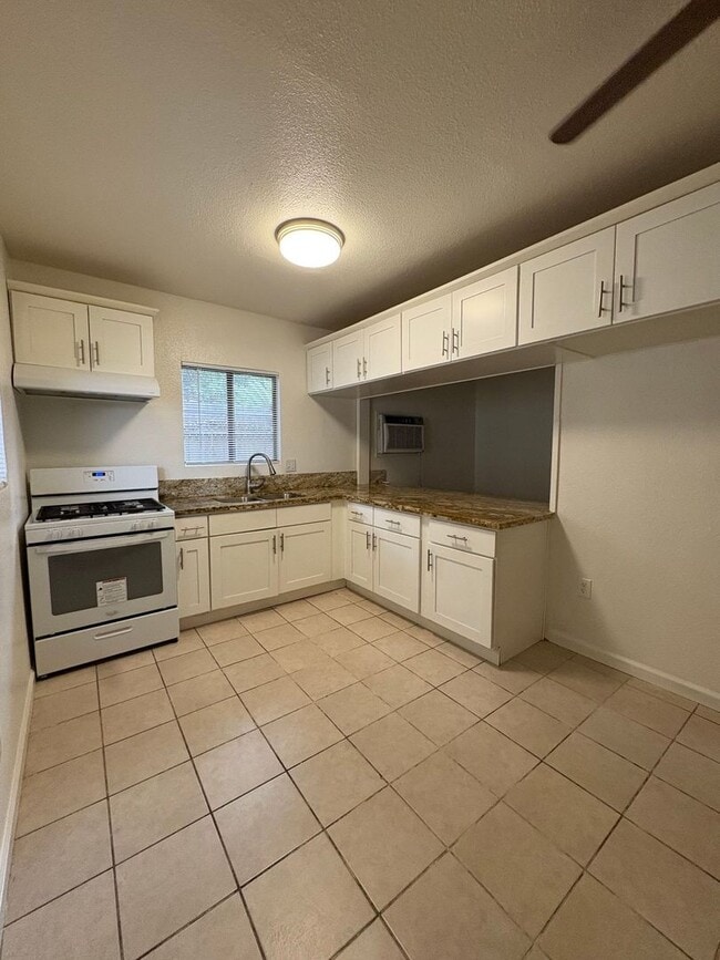 Building Photo - 939 Baldwin Rd Unit 939 Baldwin Rd # B Rental