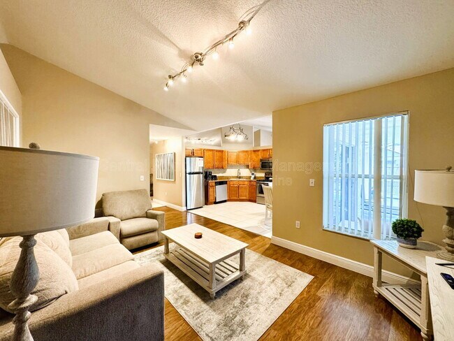 Photo - 820 Briargrove Ave