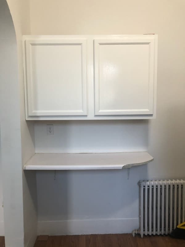 Photo - 114 E 10th St