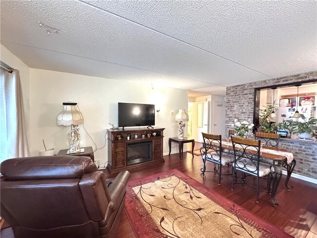 Photo - 79-14 Rockaway Beach Blvd Unit 3L