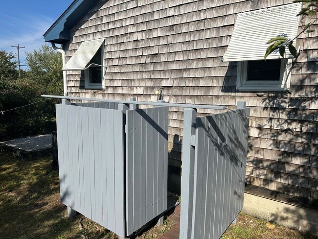 Photo - 595 Succotash Rd