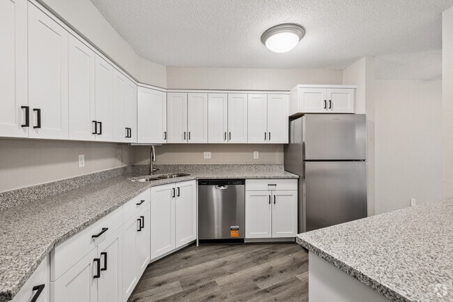 1BR, 1BA - 936SF - Kitchen