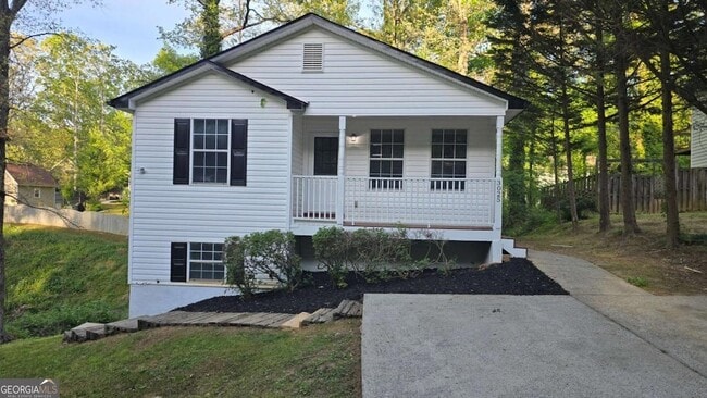 Building Photo - 3025 Mangum Dr