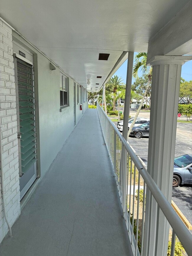 Photo - 2600 SW 22nd Ave Unit 908