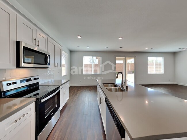 Photo - 8811 Tiger Tooth Ave