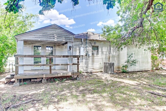 Photo - 1916 NW Arlington Ave
