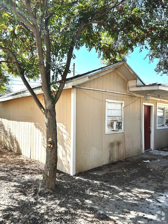 Building Photo - LB 2304 Avenue U Unit Rear Rental