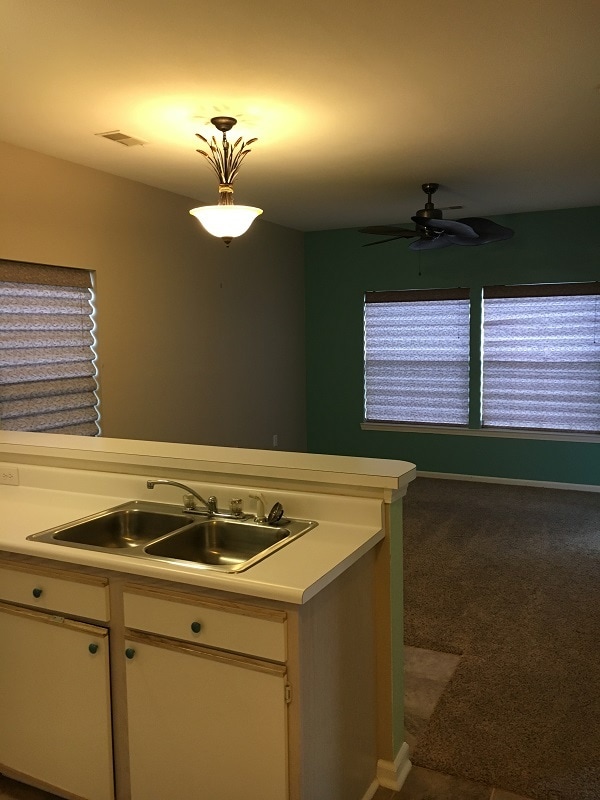 Photo - 1302 River Oaks Dr