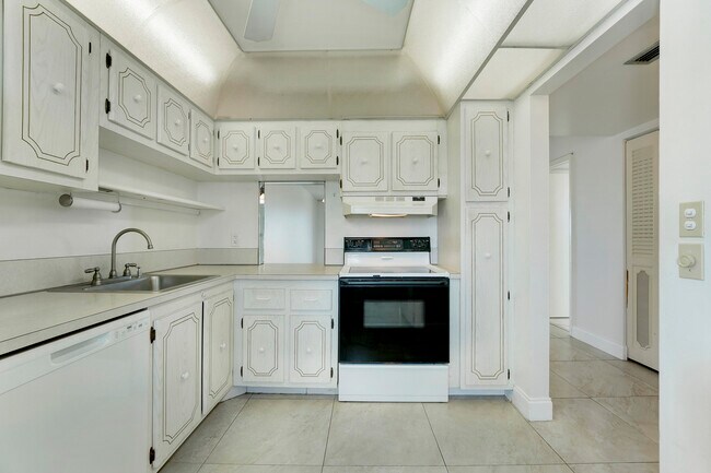 Photo - 6161 NW 2nd Ave Unit 520