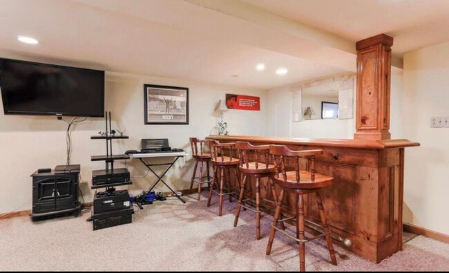 Photo - 817 Eaton Rd