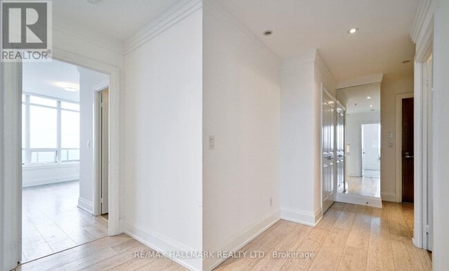 Photo - 7161 Yonge St Unité 2831