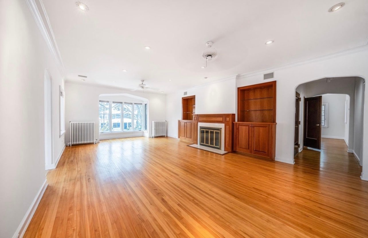 Photo - 1721 Humboldt Ave S