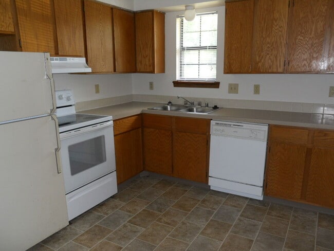 Photo - 3608 Westridge Dr Townhome