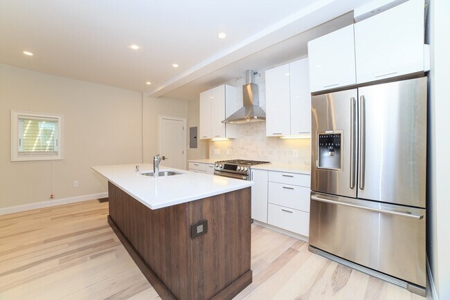 Photo - 189 I St Unit 1