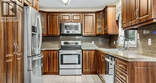 Photo - 443 Leffler Dr