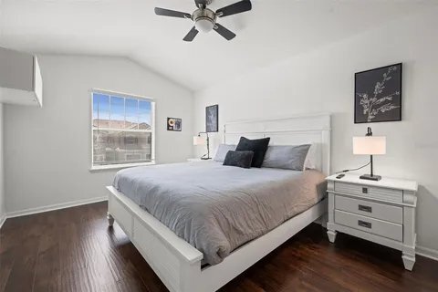 4886 Matteo Trail
