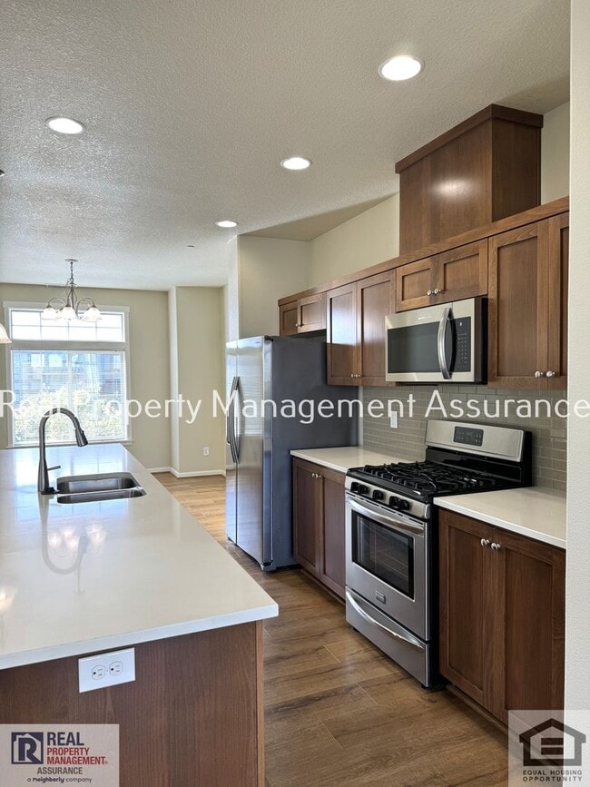 Photo - Spacious, well-designed home in desirable River Terrace community in Beaverton/Sherwood!