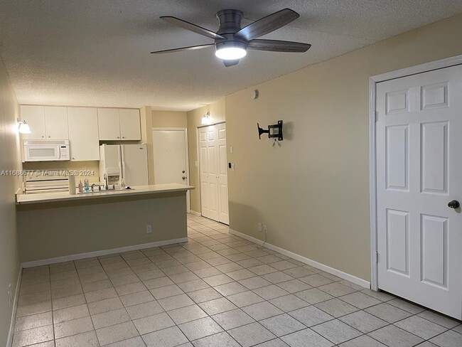 Photo - 2771 Riverside Dr Condominio Unidad 509A