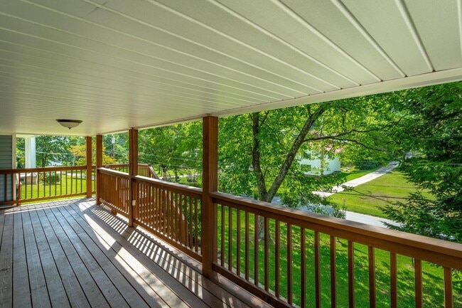 Photo - 1032 S Seminole Dr