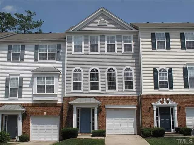 Building Photo - Room in Townhome on Coral Creek Ln