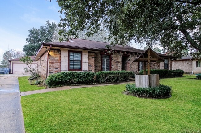 353 Dawn Hill Dr