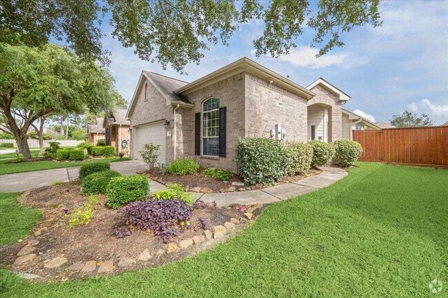Building Photo - 1315 Varese Dr Rental