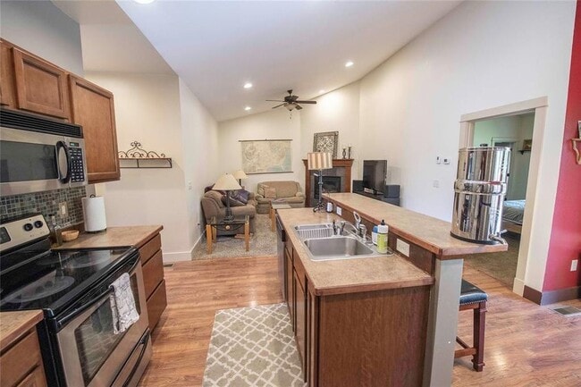 Photo - Charming 2 Bedroom 2 Bathroom Condo