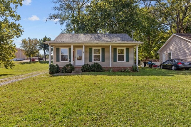Photo - 133 E Street Clarksville, TN 37042
