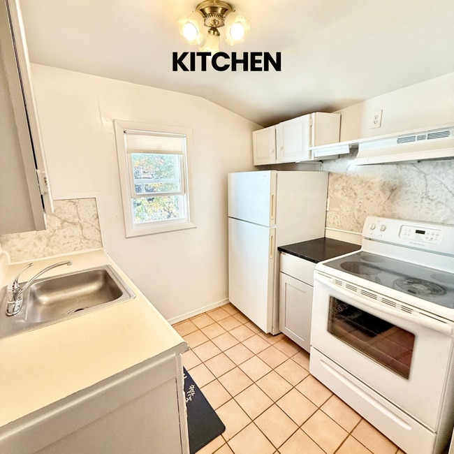 Photo - 205 Mill St Unit 2